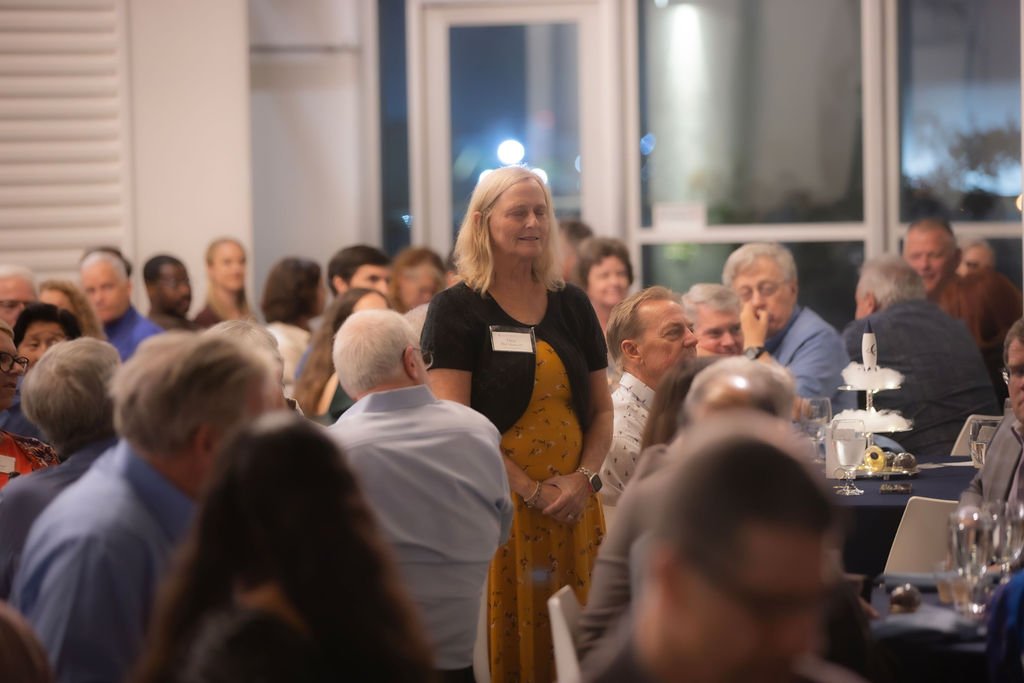 Audience-Wide Thought Connection